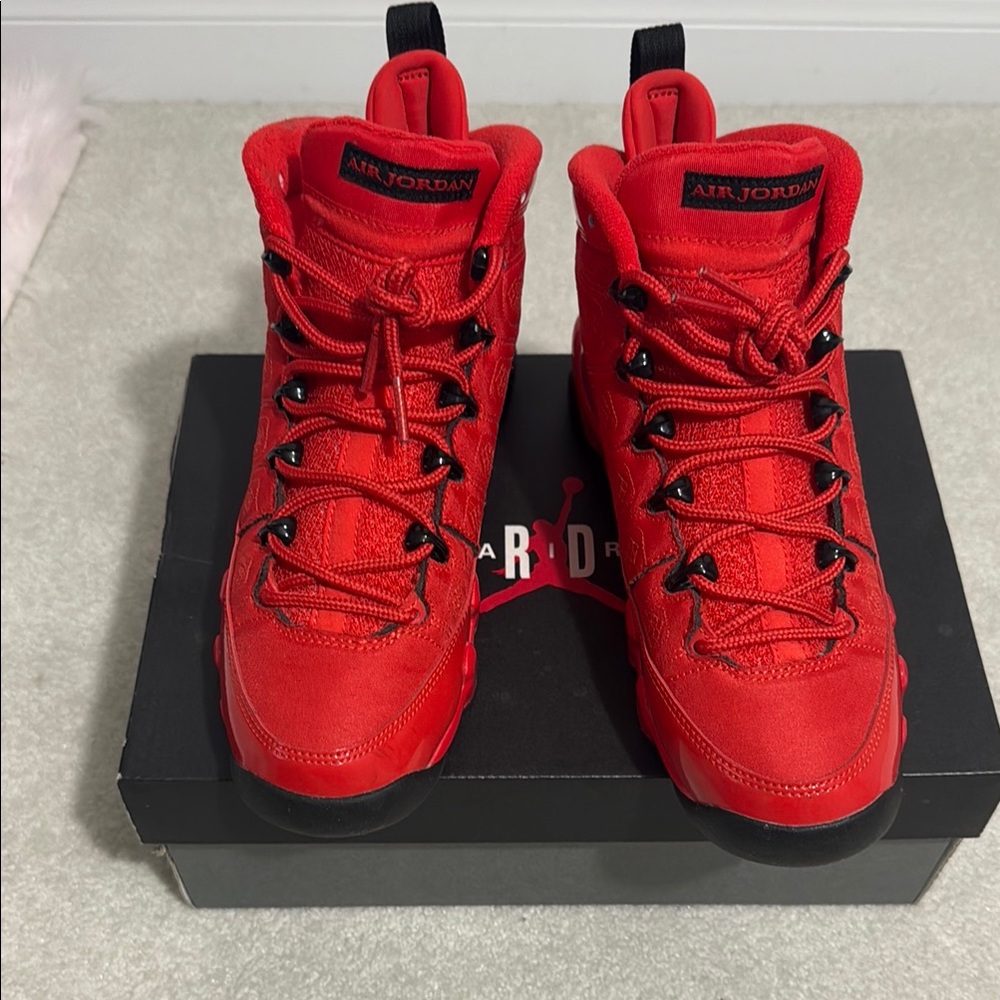 Jordan Red Sneakers Bold Athletic Design